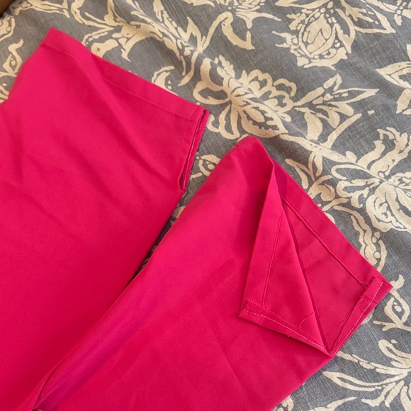 Shocking pink Livingston SEE DESCRIPTION - Picture 3 of 3